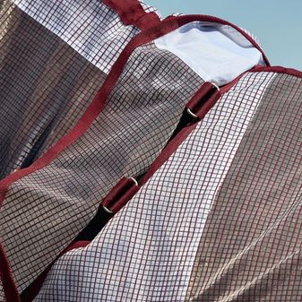 Weatherbeeta ComFiTec Ripshield Fly Sheet Detach-A-Neck (White/Burgundy) alternative