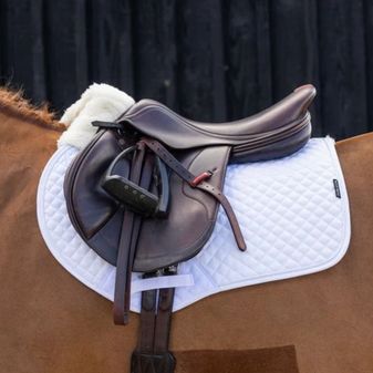 Woof Wear Close Contact Sheepskin Pad (White) alternative