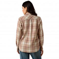 Ariat Womens Billie Jean Long Sleeve Shirt (White Pepper Coral Plaid)
