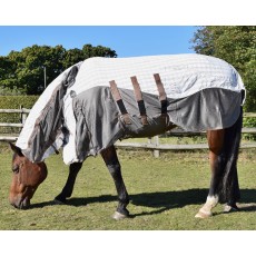 Mark Todd Air Mesh Combo Rug (White, Blue & Tan)