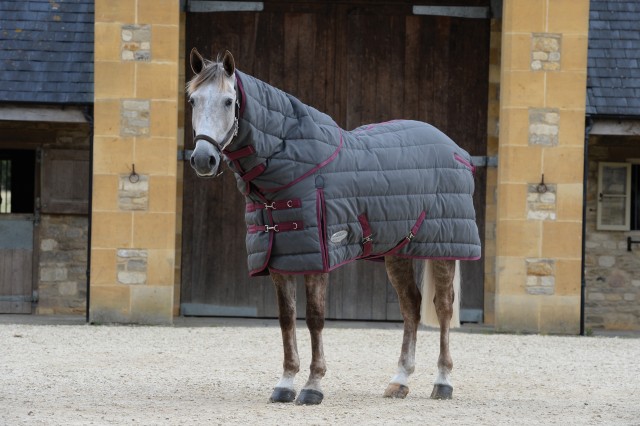 Weatherbeeta ComfiTec - PP Channel II Stable Rug - Detach Neck - Medium (Grey/Burgundy)