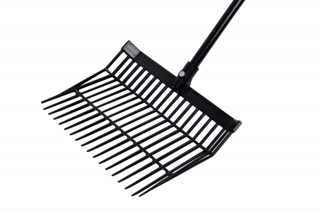 Roma Revolutionary Stable Rake With Handle (Black)