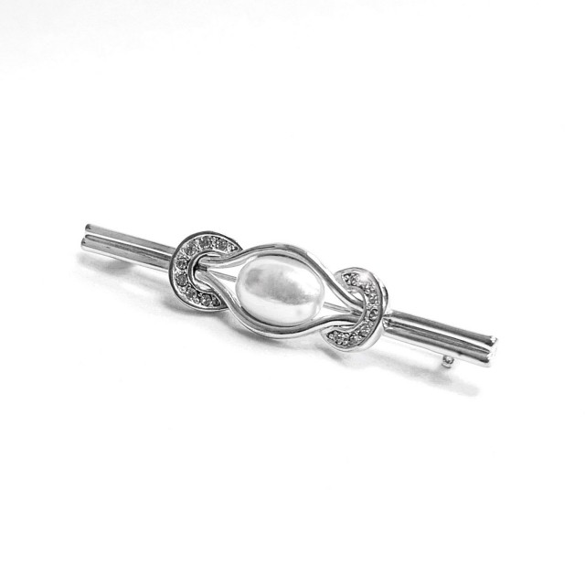 Equetech Pearl & Horseshoes Stock Pin