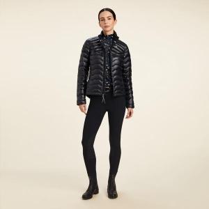 It’s always good to have options when it comes to your outfits, especially when you’re on the mov...