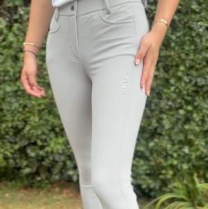Meet your new favourite riding breeches 🤍 The Ariat Tri Factor Breeches combine style, comfort, an...